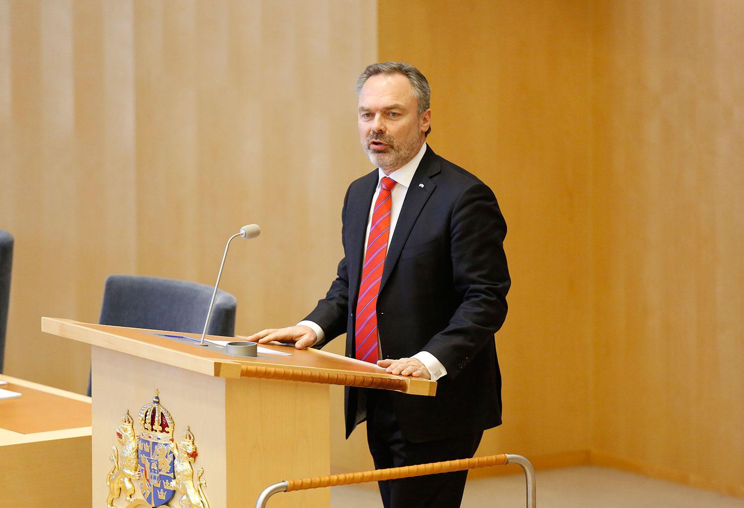 Jan Björklund vid dagens riksdagsdebatt.