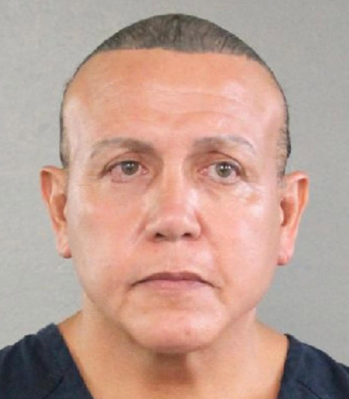 Cesar Sayoc Jr har gripits misstänkt för bomberna i USA.