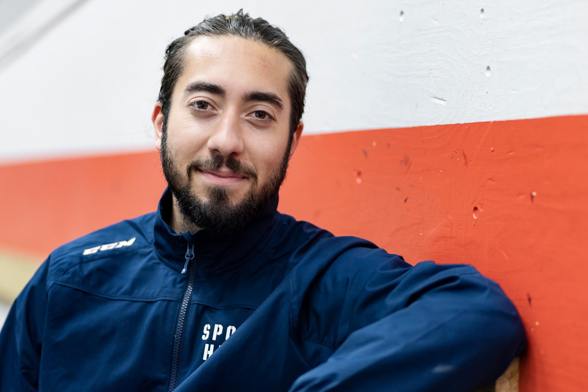 26-åriga Mika Zibanejad är uppvuxen i Stockholm. Idag spelar han hockey i New York Rangers. 