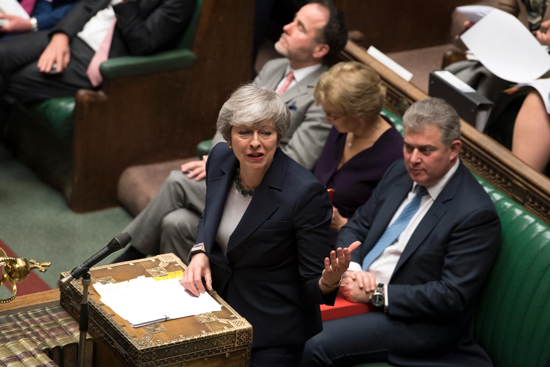 Storbritanniens premiärminister Theresa May med ett hest anförande i parlamentet.