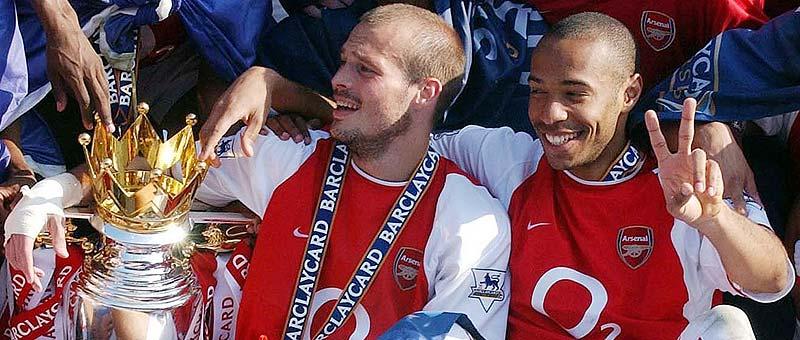 obesegrade Fredrik Ljungberg och Thierry Henry var två av stjärnorna som ingick i Arsenals obesegrade lag.