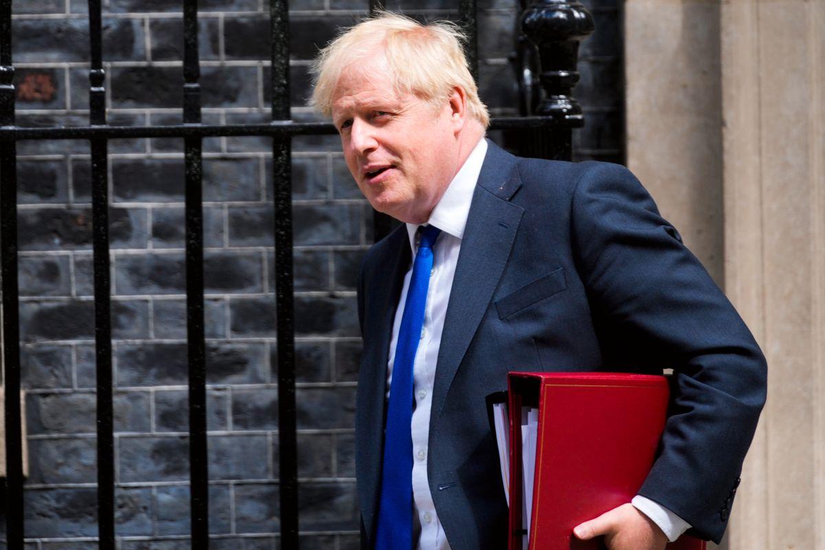 Efter otaliga skandaler ska Boris Johnson nu hoppa av premiärministerposten.