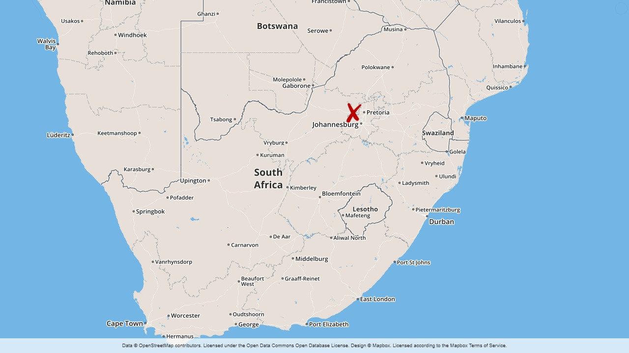 Två tåg har kolliderat i Pretoria i Sydafrika. Minst tre människor har omkommit.