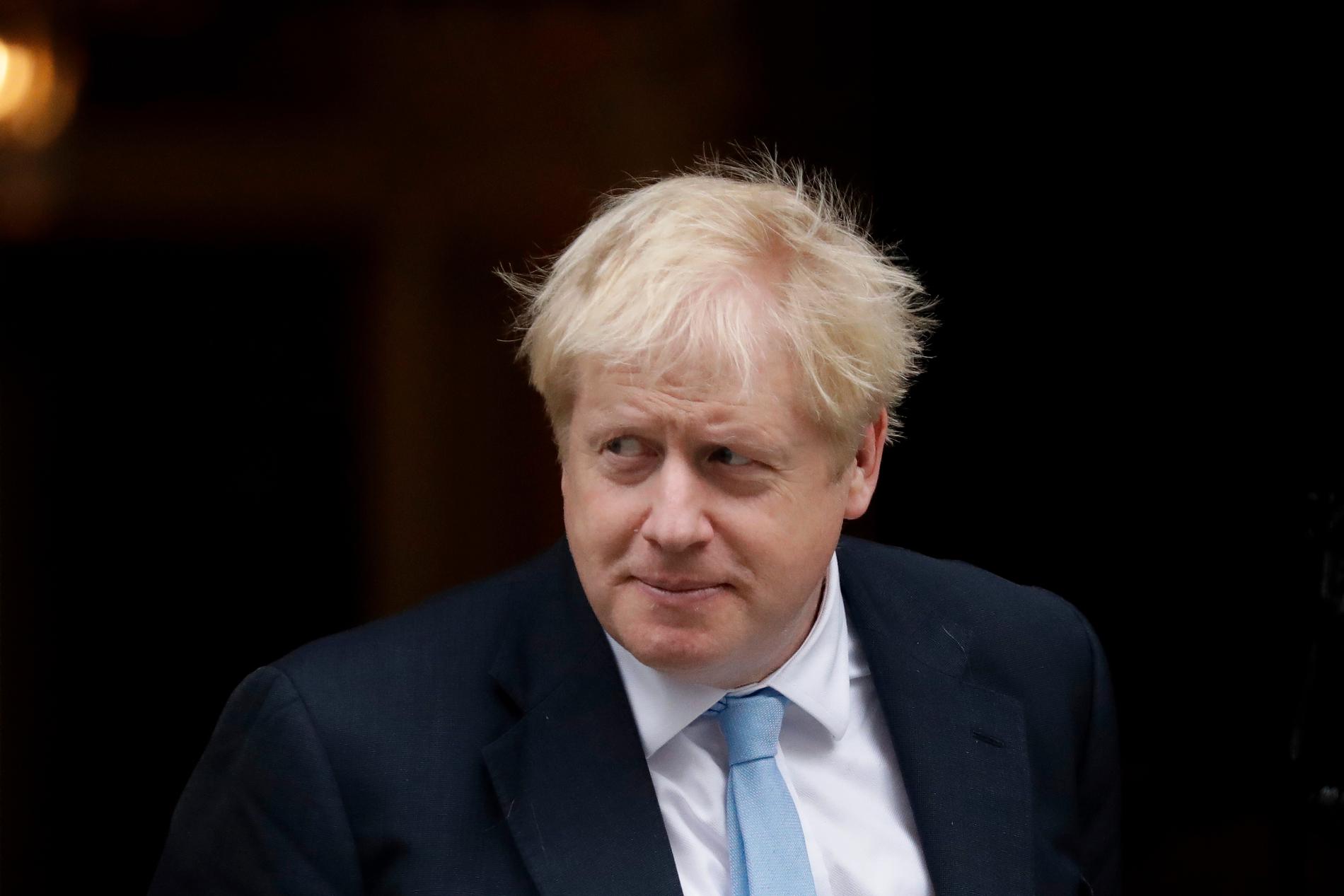 Storbritanniens premiärminister Boris Johnson beskriver de rasistiska tillmälen som de engelska spelarna fick höra som vidriga.