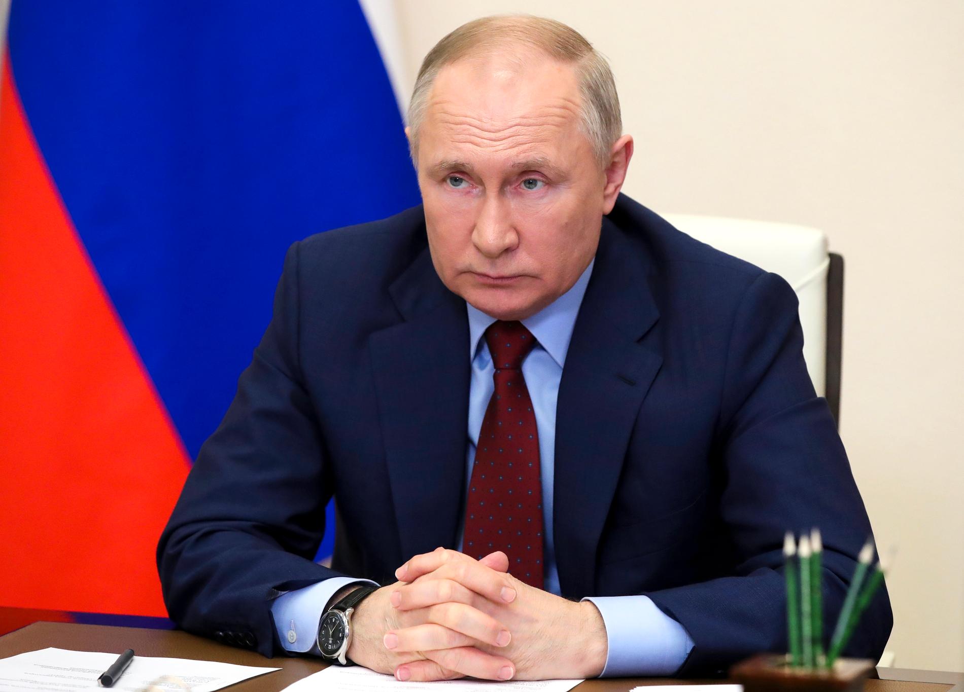 Rysslands president Vladimir Putin i ett möte tidigare i april.
