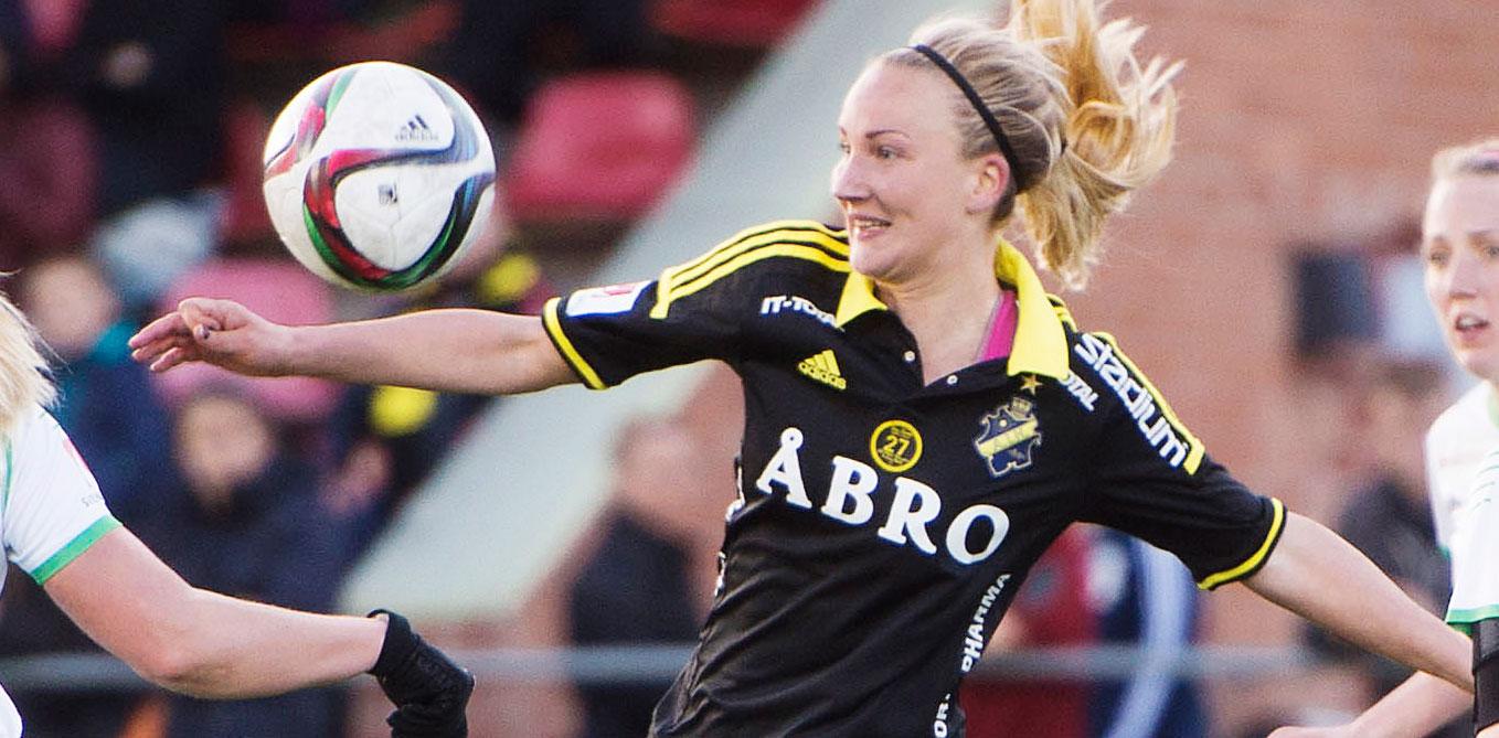 Emma Lundh 
Klubb: AIK 
Född: 1989-06-26
Landskamper(mål): 11(2)