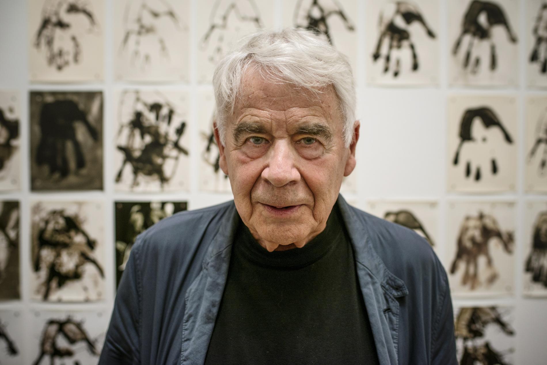 Gunnar Smoliansky i samband med utställningen ”Moment” 2013 på Moderna museet. Han blev 86 år.