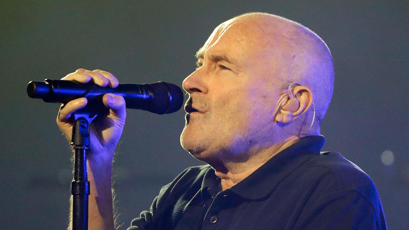 Phil Collins på scen 2016.