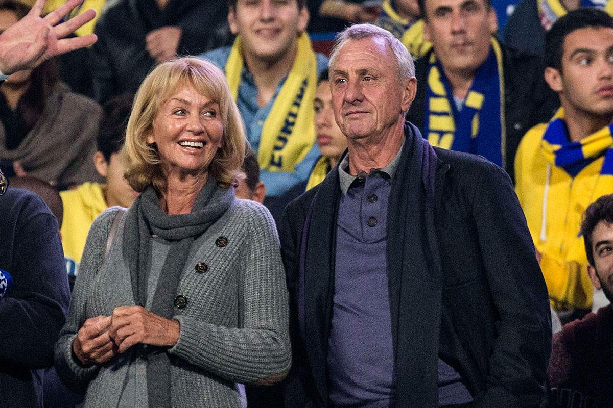 Cruyff med frun Danny Coster 2014.