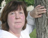 solade mycket Desirée Wahlström, 47, kontrollerade sina leverfläckar när hon läst en cancerartikel i Aftonbladet. Det blev hennes räddning – det visade sig att hon hade malignt melanom.
