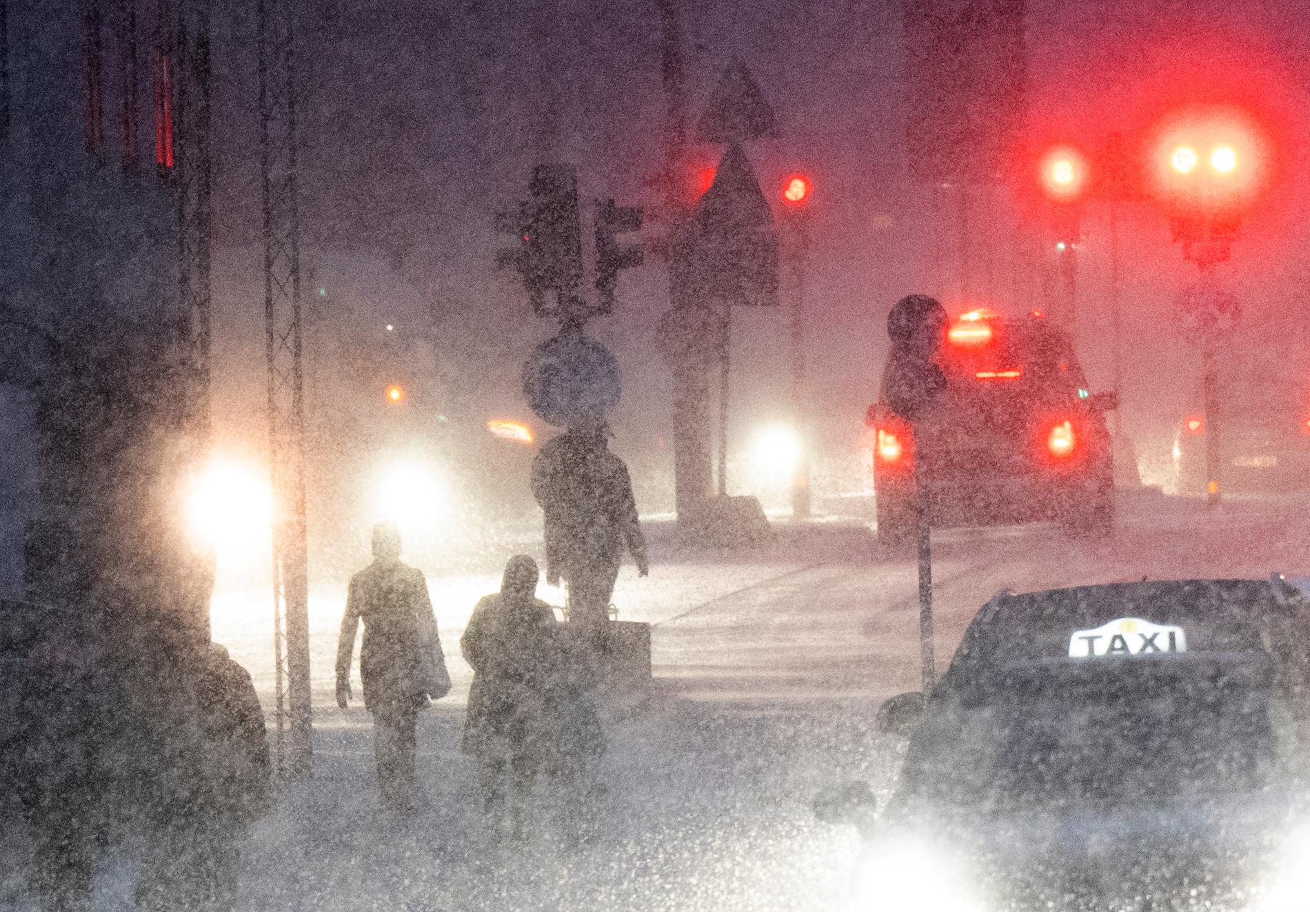 Bild från snöovädret i Stockholm.