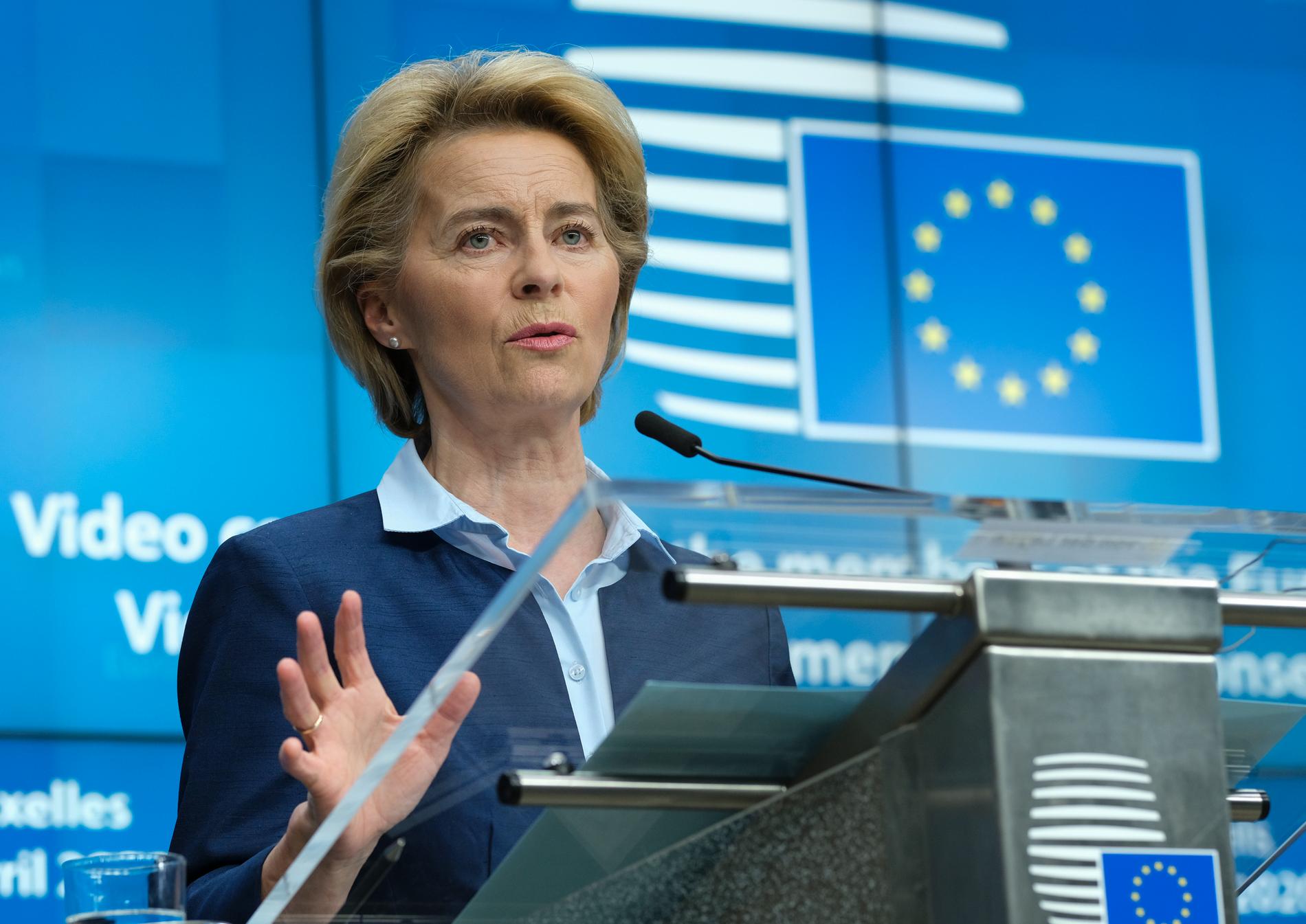 EU-kommissionens ordförande Ursula von der Leyen leder måndagens webbkonferens för att samla pengar till kampen för ett coronavaccin. Arkivbild.
