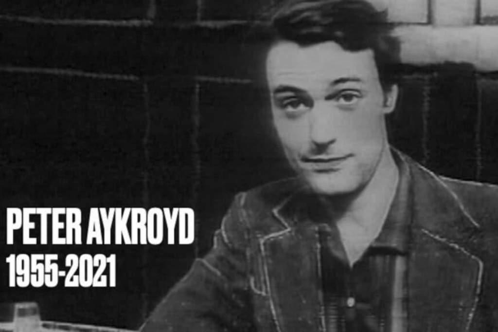 Peter Aykroyd hyllades i ”Saturday night live” efter sin död.