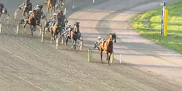 Keep Gamble vid segern senast i Örebro. Hästen spikas på V75.