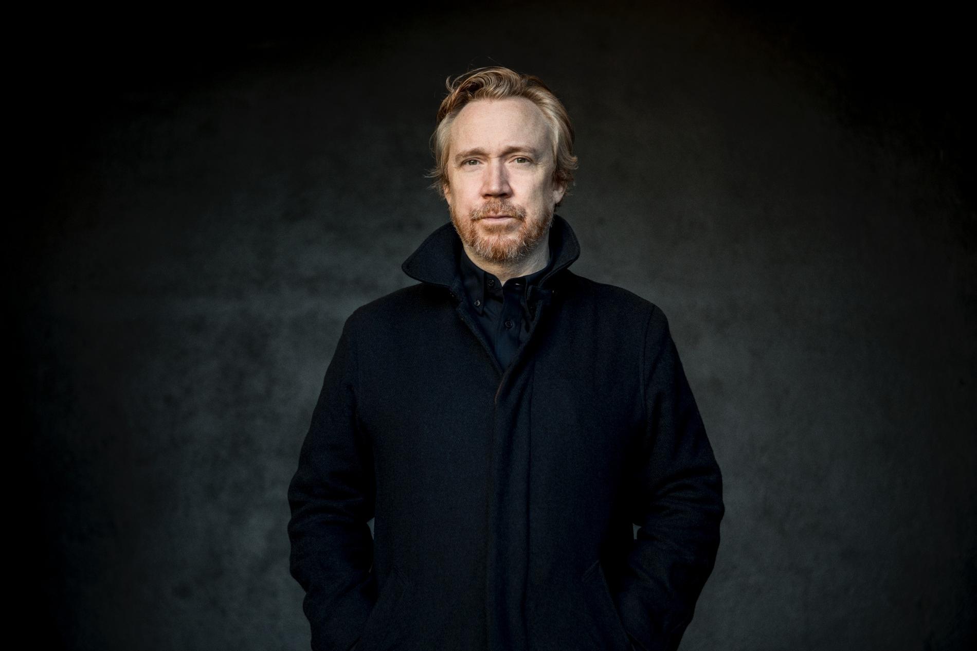 Lars Winnerbäck har släppt låtarna på ”Själ och hjärta” i omgångar. Nu är albumet komplett. 