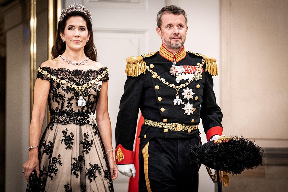 Mary och Frederik blir kung och drottning av Danmark på söndag den 14 januari. 