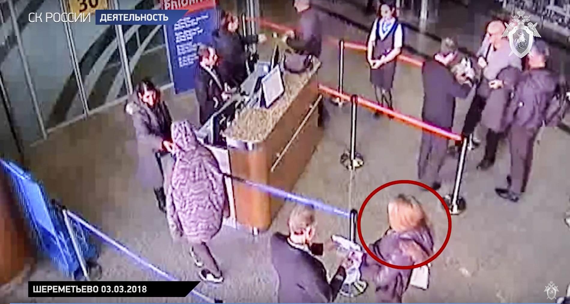 Övervakningsfilm från Moskvas flygplats som visar Julia Skripal innan hon flög till London.
