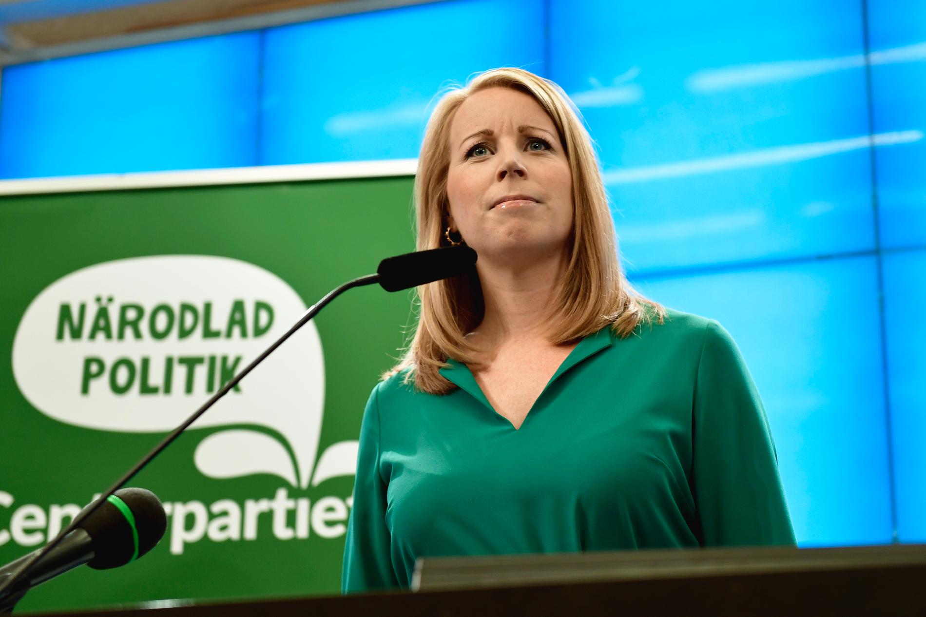 C har drivit igenom att grundfinansieringen för landets tjej- och kvinnojourer ska finnas kvar resten av mandatperioden, säger partiledaren Annie Lööf. Arkivbild.