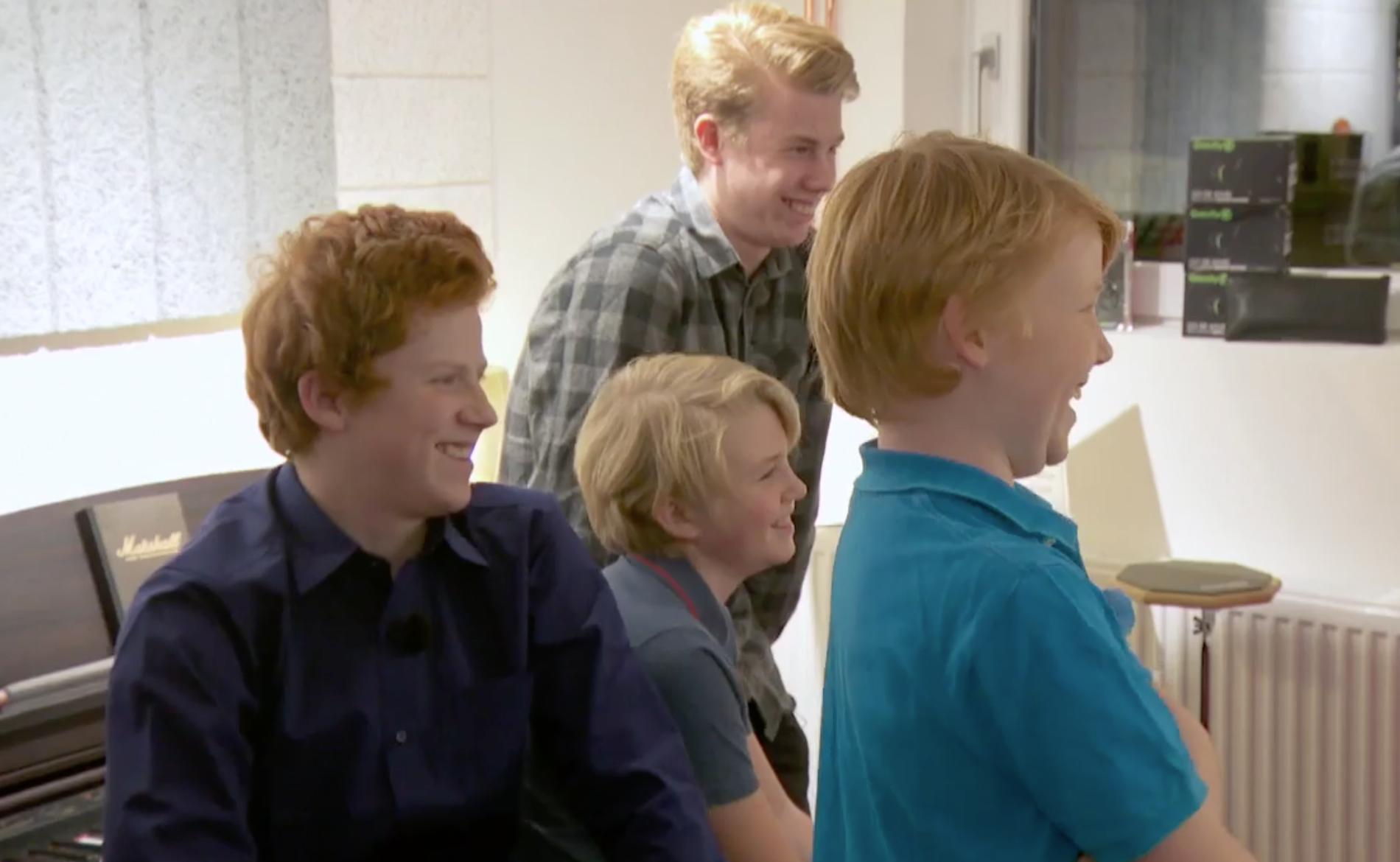 Barnen Linus, 17 år, Erik,15 år, Filip,12år, och Simon, 11 år.
