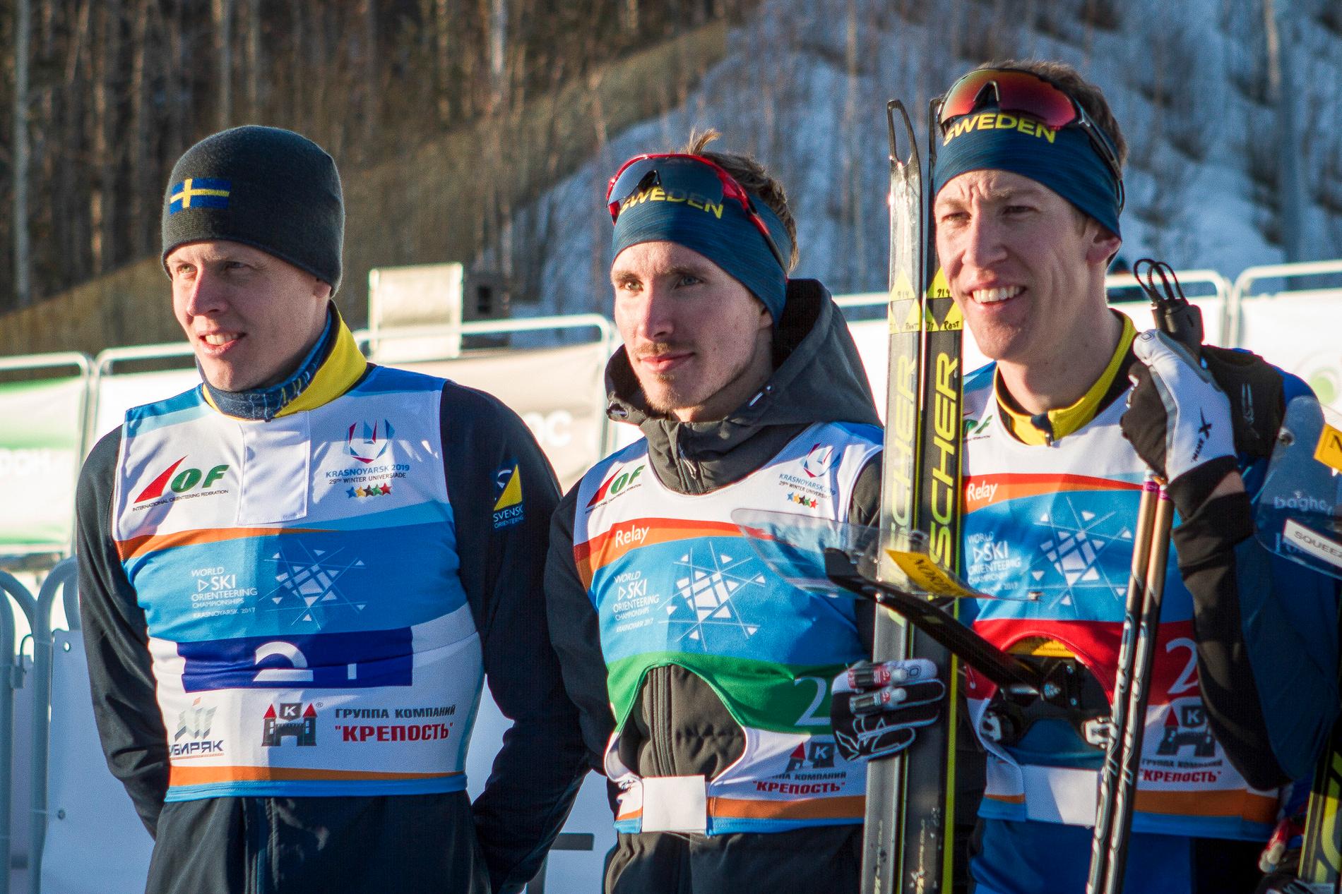 Sveriges stafettlag med Martin Hammarberg, Ulrik Nordberg och Erik Rost.