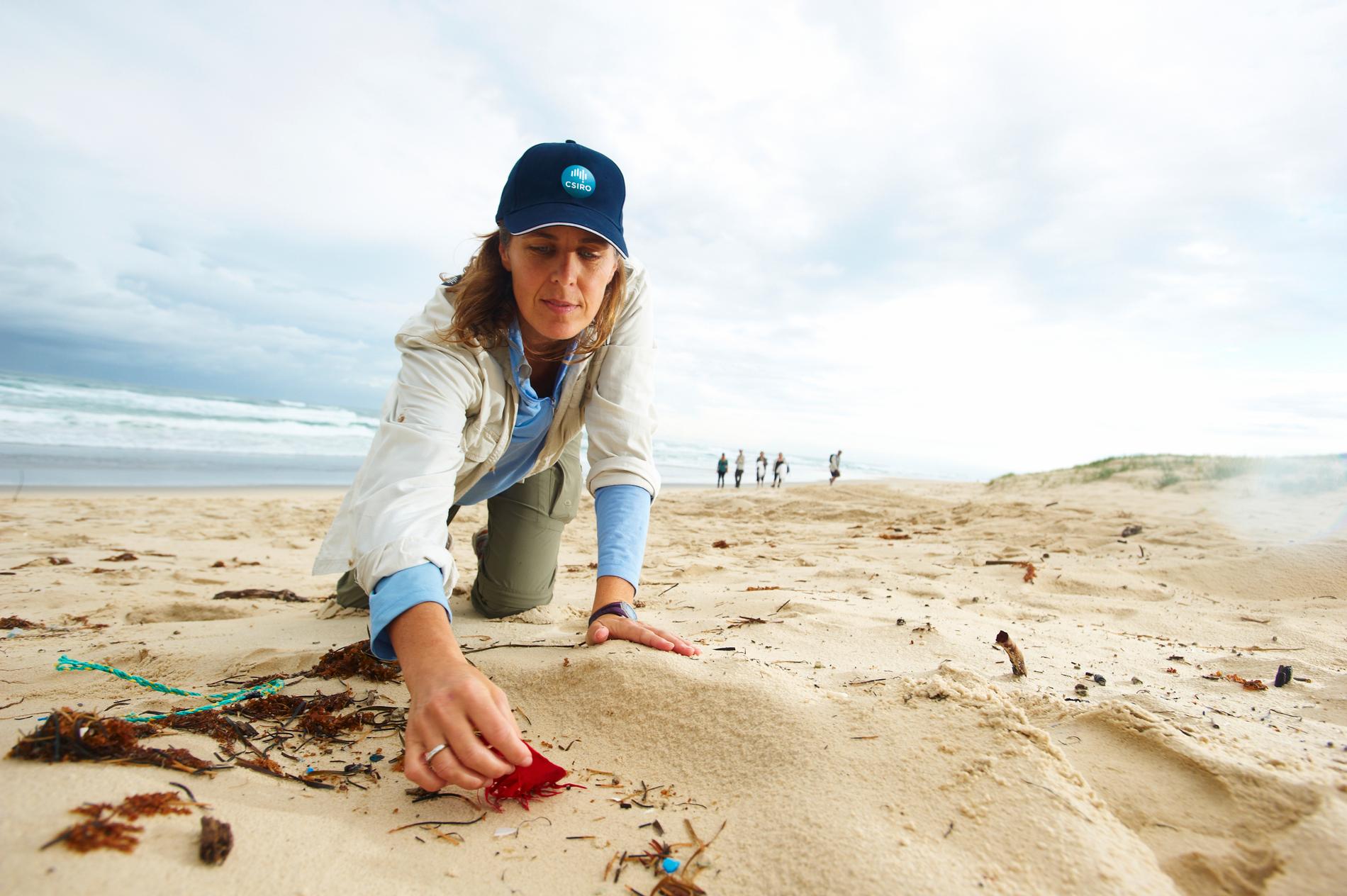 Denise Hardesty har studerat plastföroreningar i havet i mer än 15 år. Arkivbild.