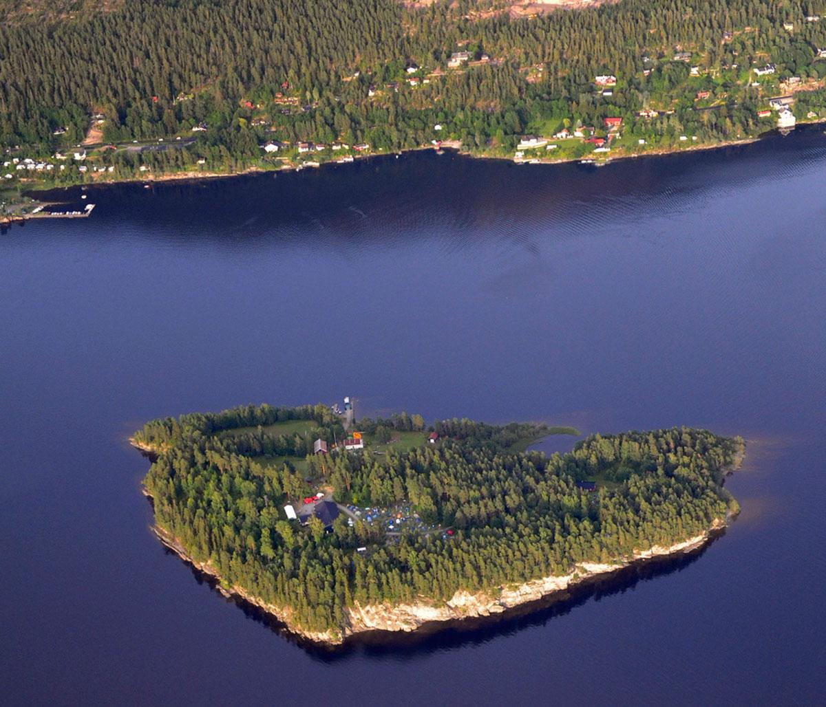 Utøya är en i Tyrifjorden utanför Oslo och ägs av AUF, Norges motsvarighet till SSU.