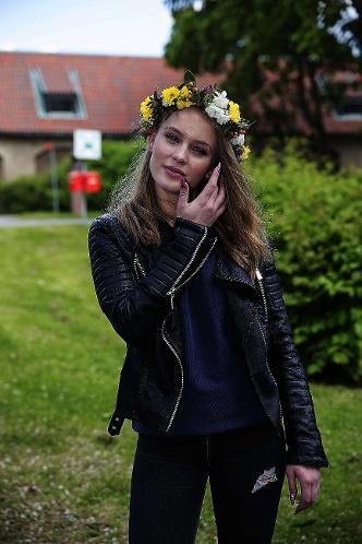 ”Mindre press” Zara Larsson gör debut den 25 juli som den yngsta värden i ”Sommar i P1” någonsin. ”Det känns roligt och nervöst”, säger hon.