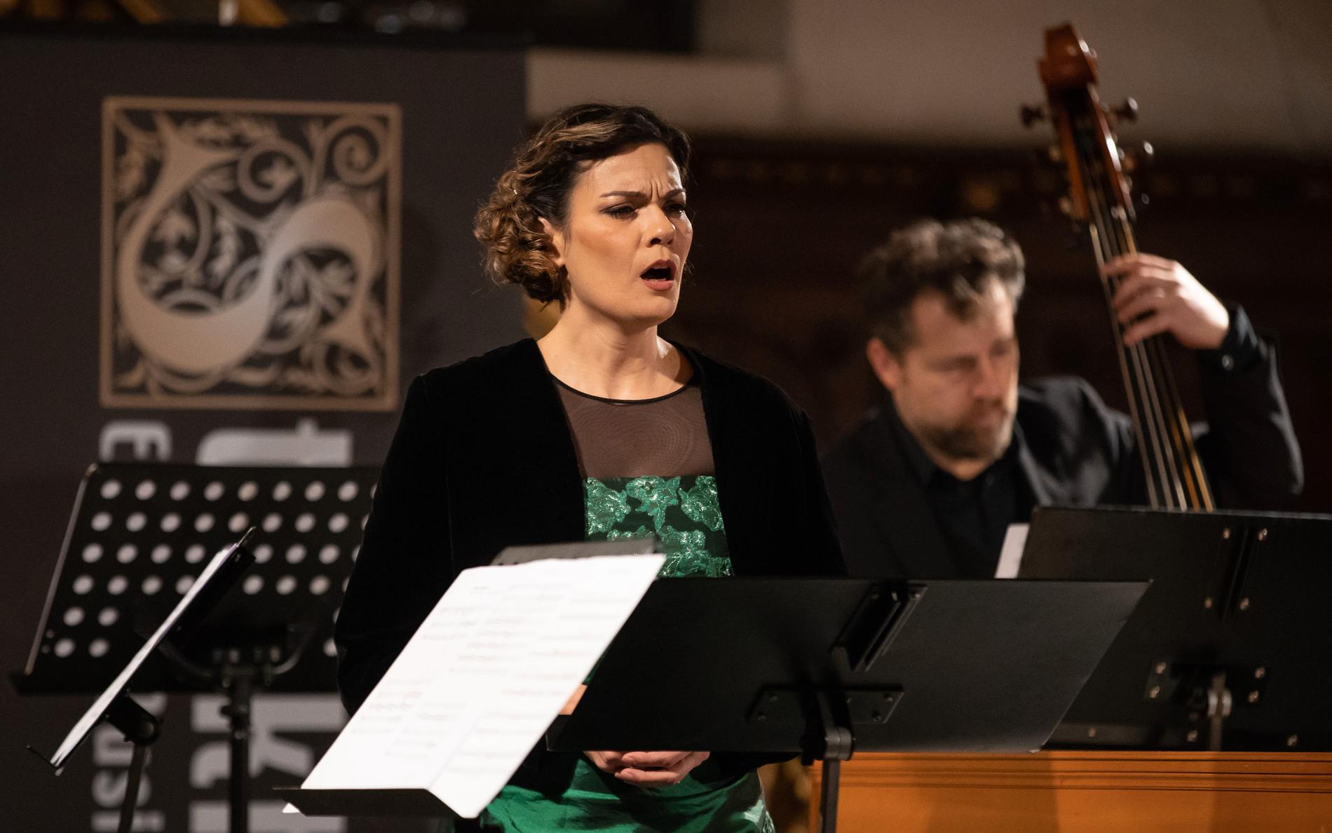 Roberta Mameli är en sopran att hålla ögonen på, skriver Claes Wahlin som hörde henne på Stockholm Early Music Festivals julfestival i Tyska kyrkan. 