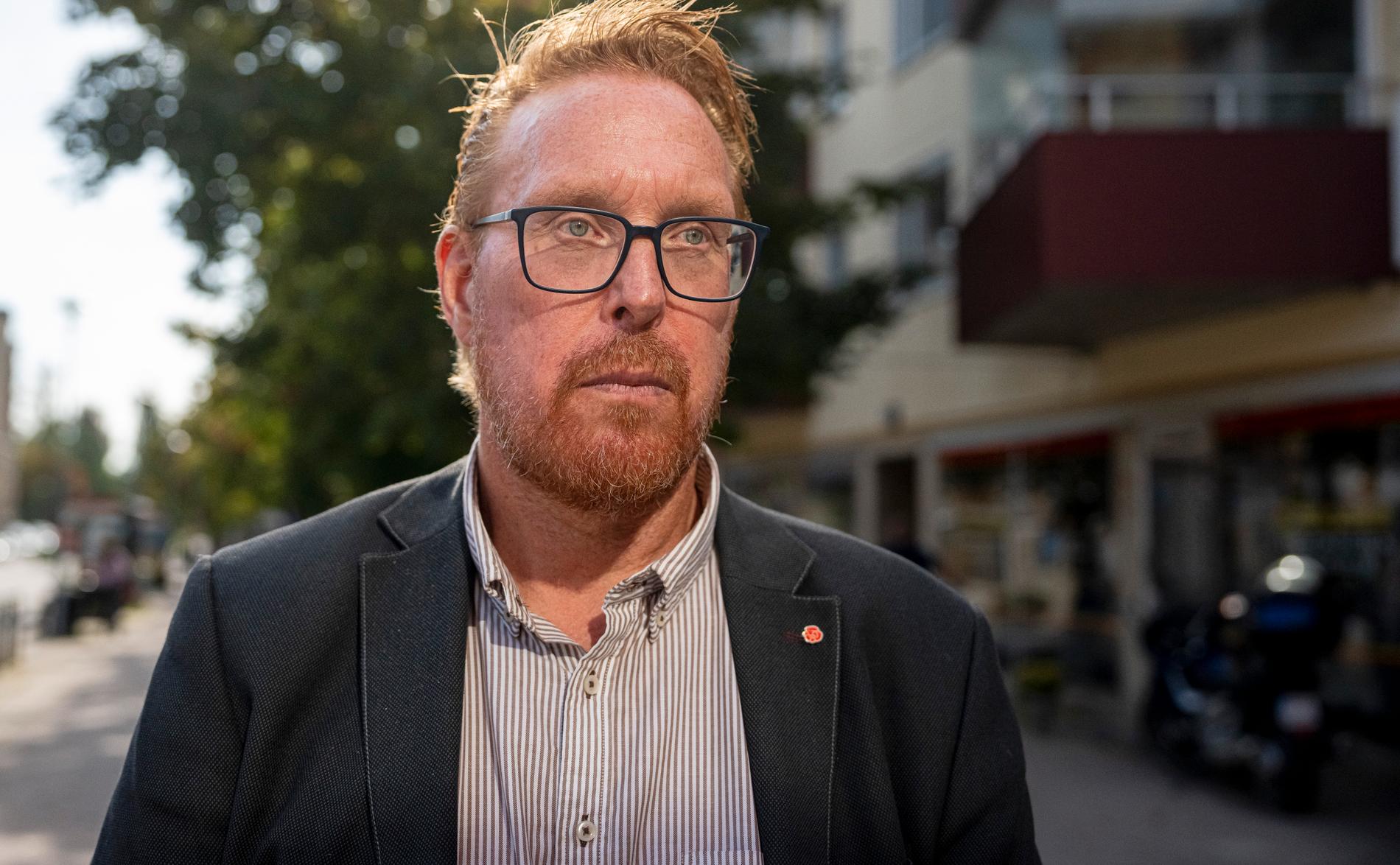 ”Jag känner oerhört med de som var där och personalen som har blivit utsatt för de här våldsverkarna”, säger Peter Kärnström (S), kommunstyrelsens ordförande. 
