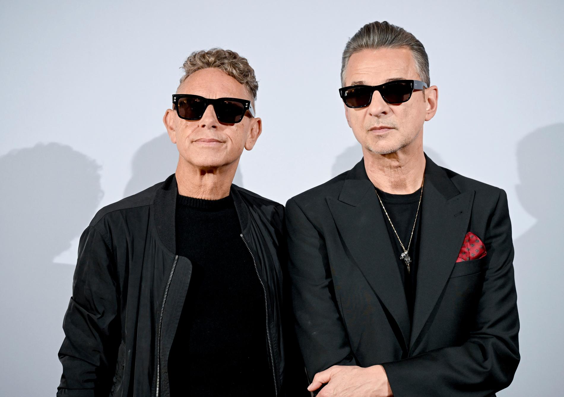 Och så var de bara två. Martin Gore och David Gahan fortsätter med Depeche Mode trots Andy Fletchers död. "Det är vad han hade velat", säger Gahan.