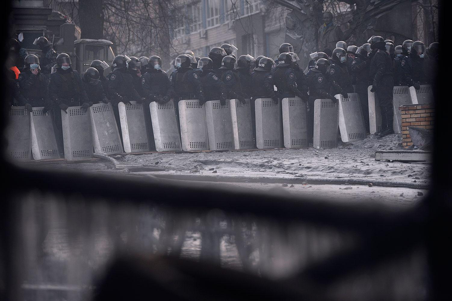 Kravallpoliser i Kiev.