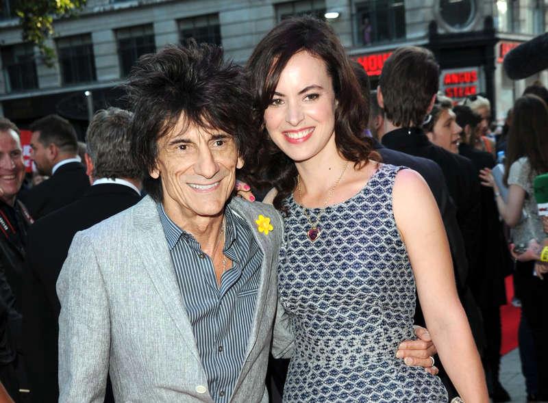 Ett tag sedan tonåren Rolling Stones-gitarristen Ronnie Wood och hans 30 år yngre hustru Sally.
