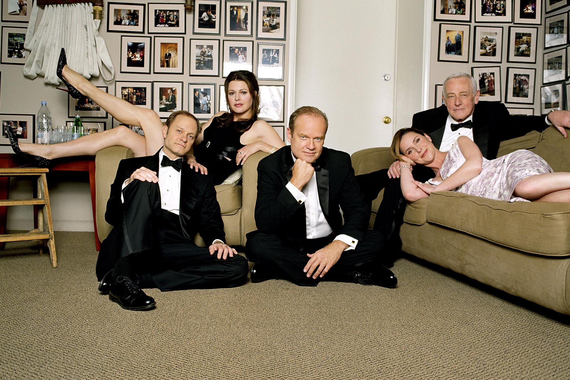 Huvudkaraktärerna i tv-komedin "Frasier": David Hyde Pierce ("Niles"), Jane Leeves ("Daphne"), Kelsey Grammer ("Frasier"), Peri Gilpin ("Roz") och John Mahoney ("Martin").