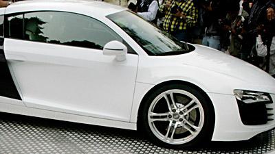 Audi R8 – i bästa tänkbara skick (bilen på bilden är inte samma bil som brann upp).