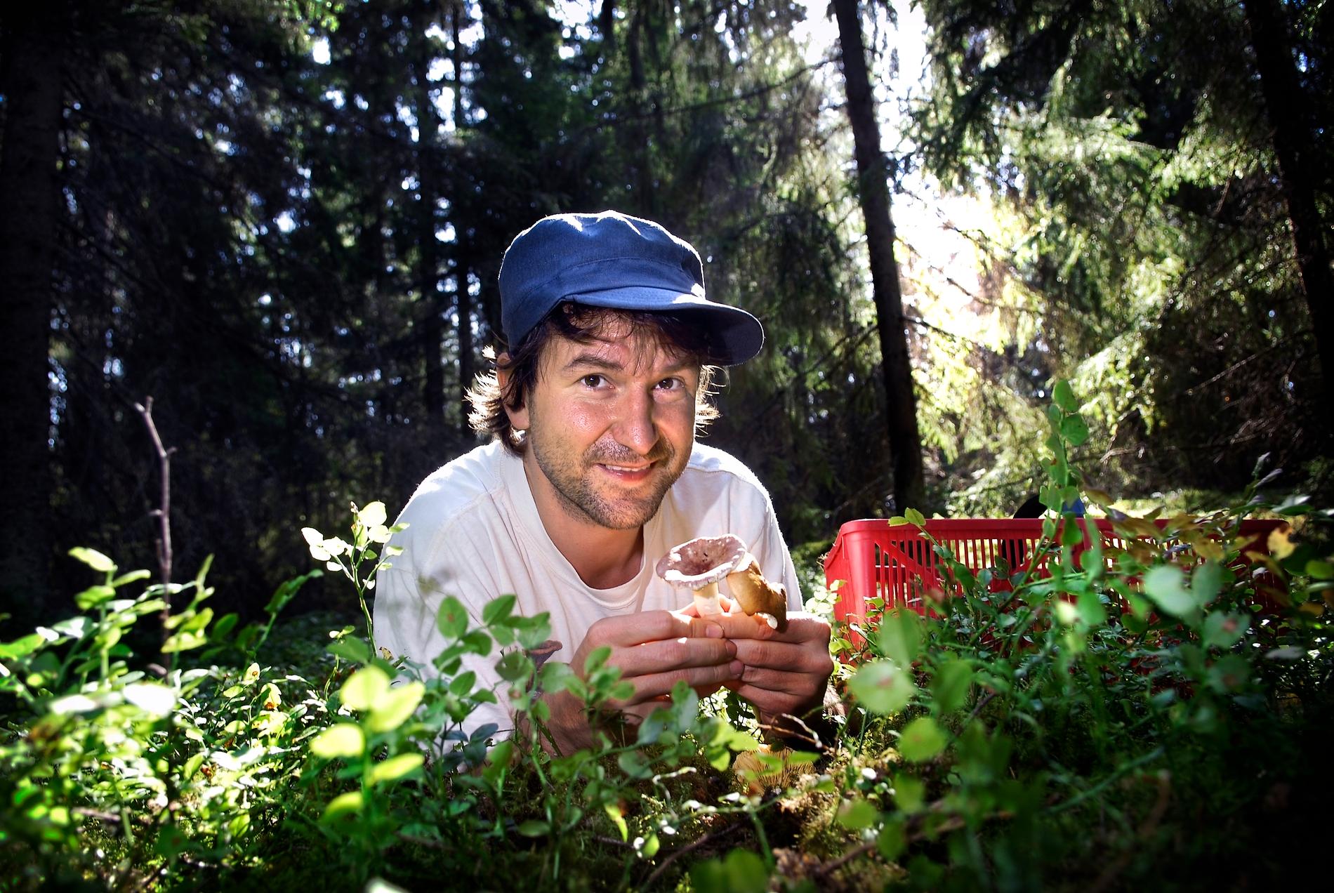 Mykologen Michael Krikorev driver bland annat nätforumet svampguiden.com. Arkivbild.