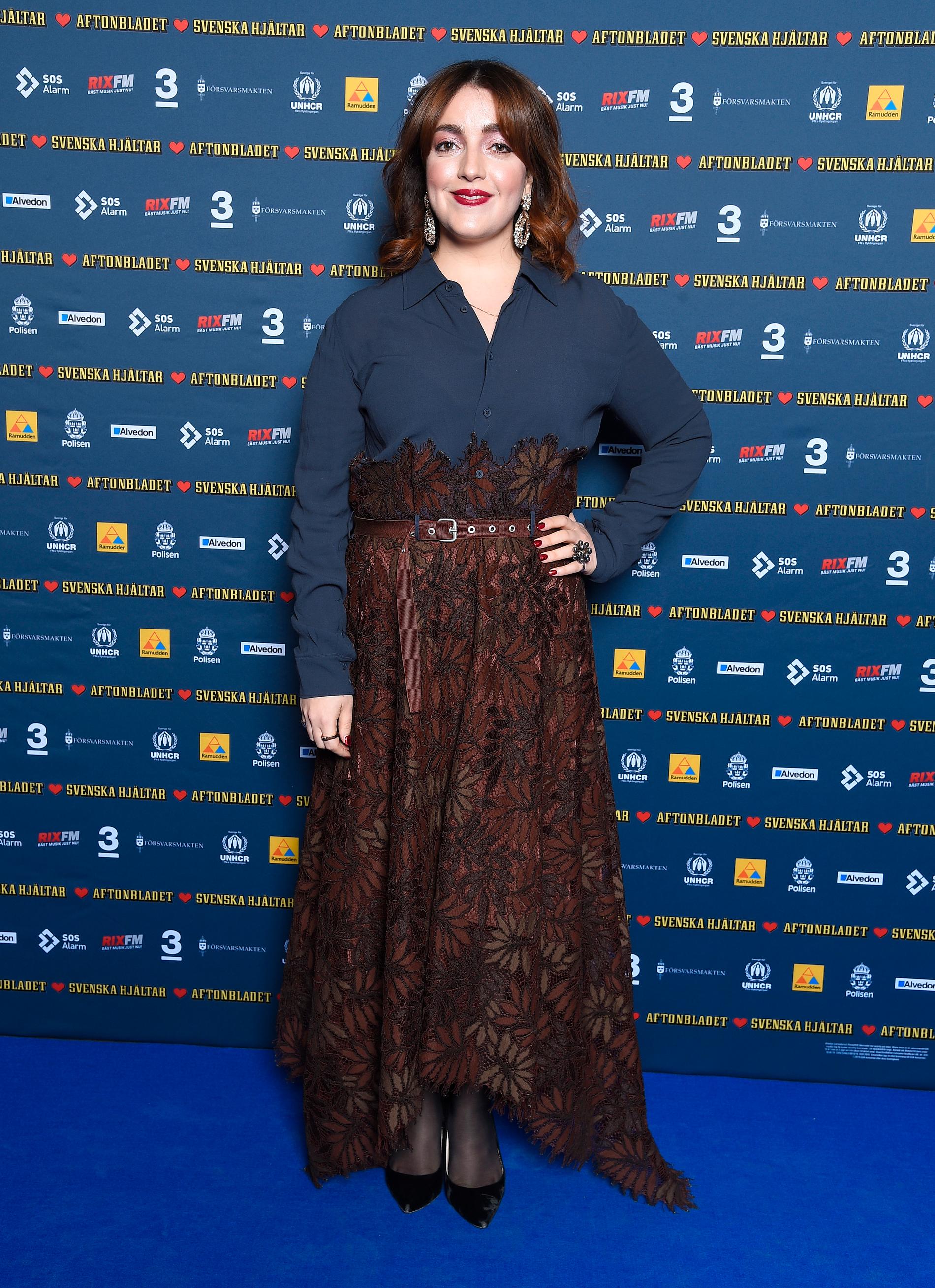 Komikern och skådespelaren Shima Niavarani är ny i Svenska Hjältar jury, och har visat ett oerhört engagemang för hjältehistorierna.