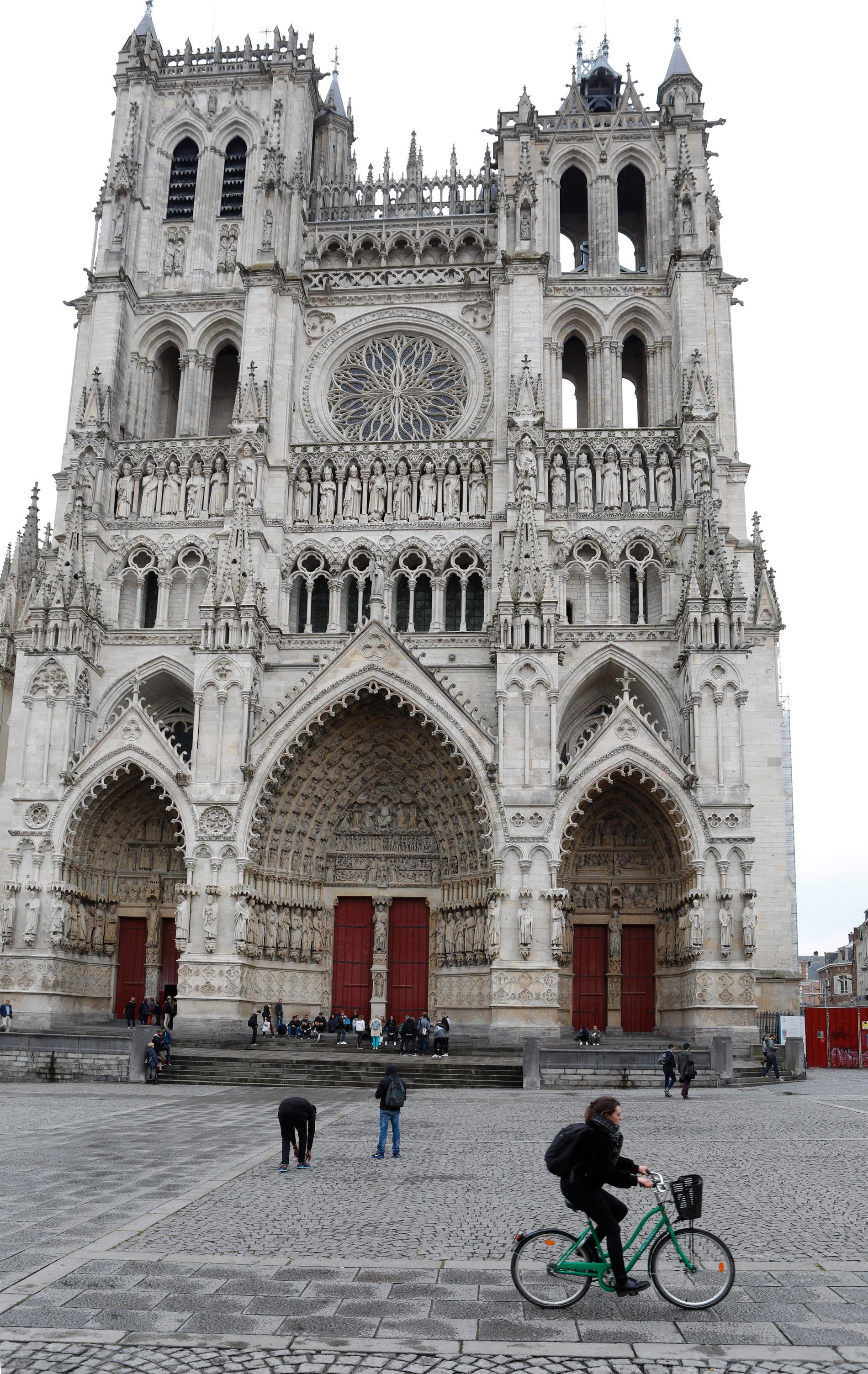 Den berömda katedralen i Amiens.
