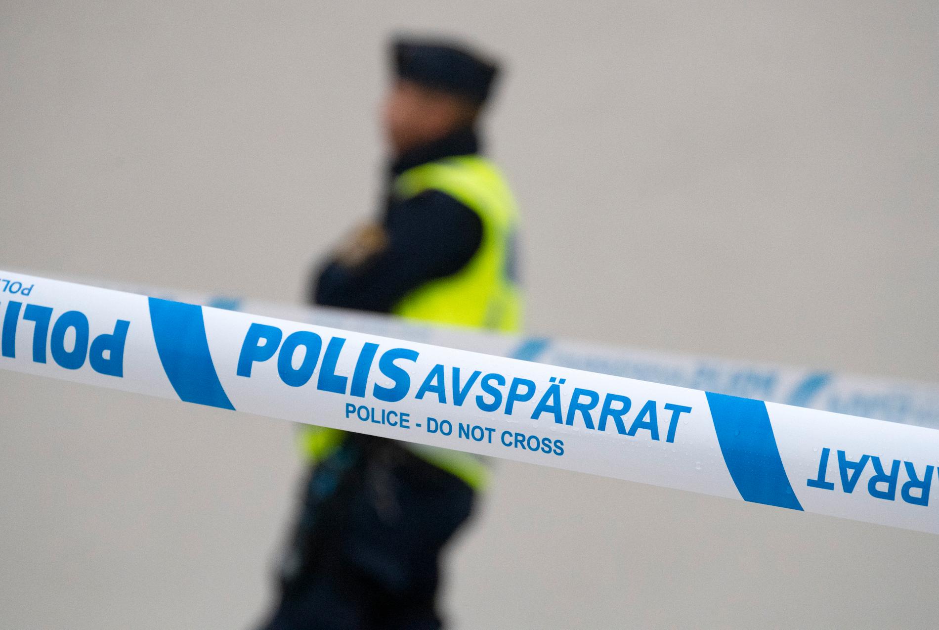 Polisen på plats i Östra hamnen i Malmö.
