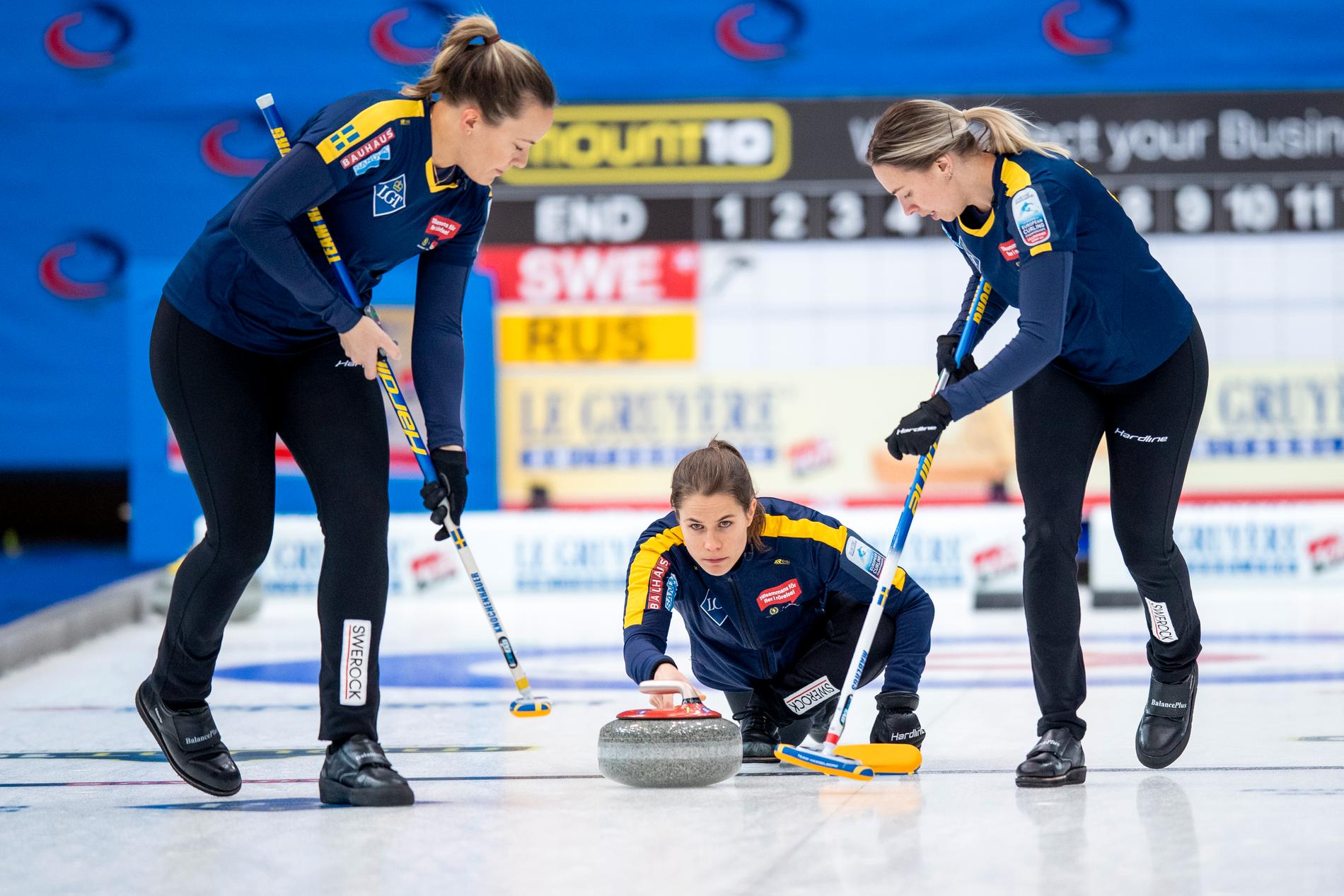Curlinglandslaget, med skippern Anna Hasselborg, är ett av Sveriges guldhopp i vinter-OS. Arkivbild.