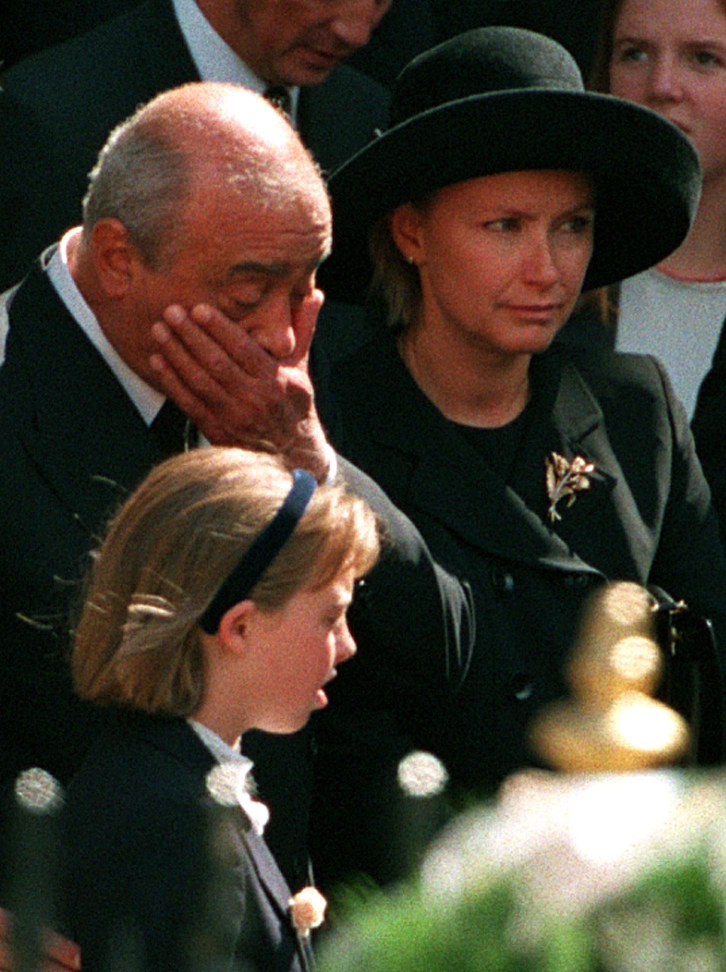 Mohamed Al-Fayed vid prinsessan Dianas begravning. 