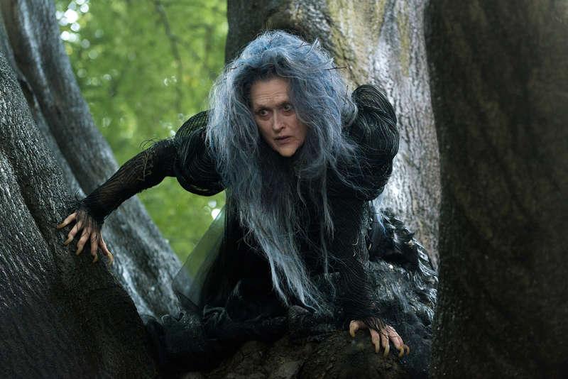 Meryl Streep har tackat nej flera gånger till att spela häxa, men den här gången sa hon ja. ”Min häxa är inte bara ond”, säger hon om rollen i ”Into the woods”.