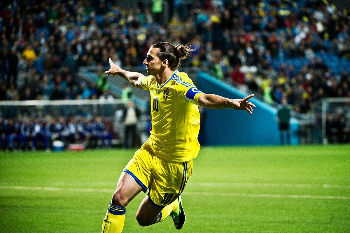 10 september 2013 VM-kval mot Kazakstan, och Zlatan sätter segermålet i första minuten.