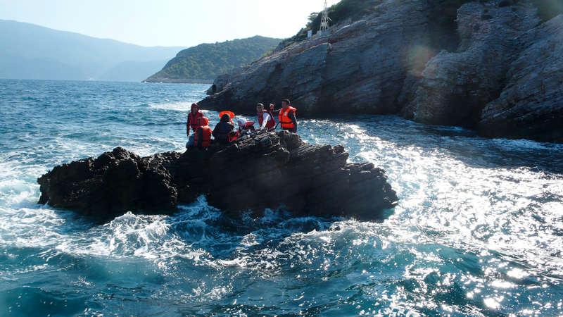 Hittills har Gula båtarna räddat hundratals människor ur Medelhavet.
