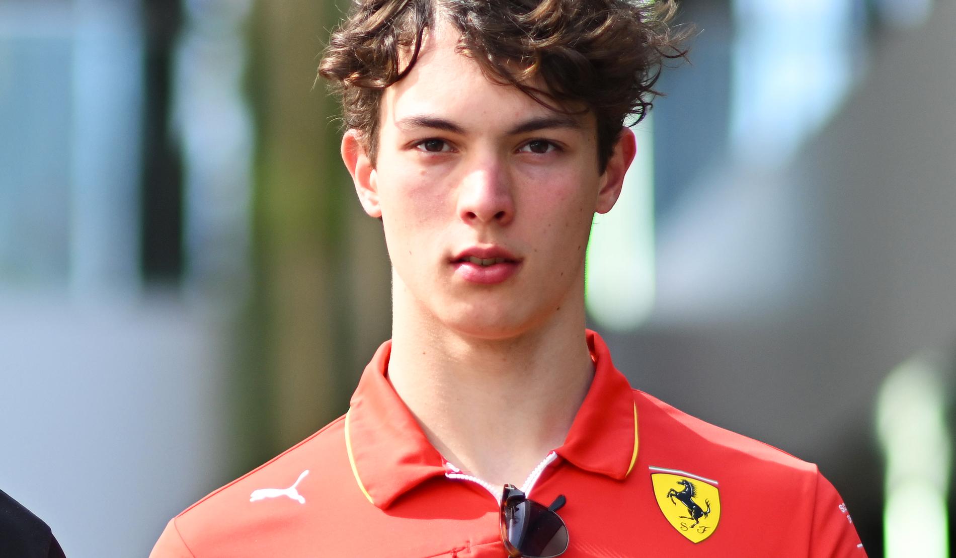 18-årige rookien Oliver Bearman blir yngst någonsin i Ferrari i F1.