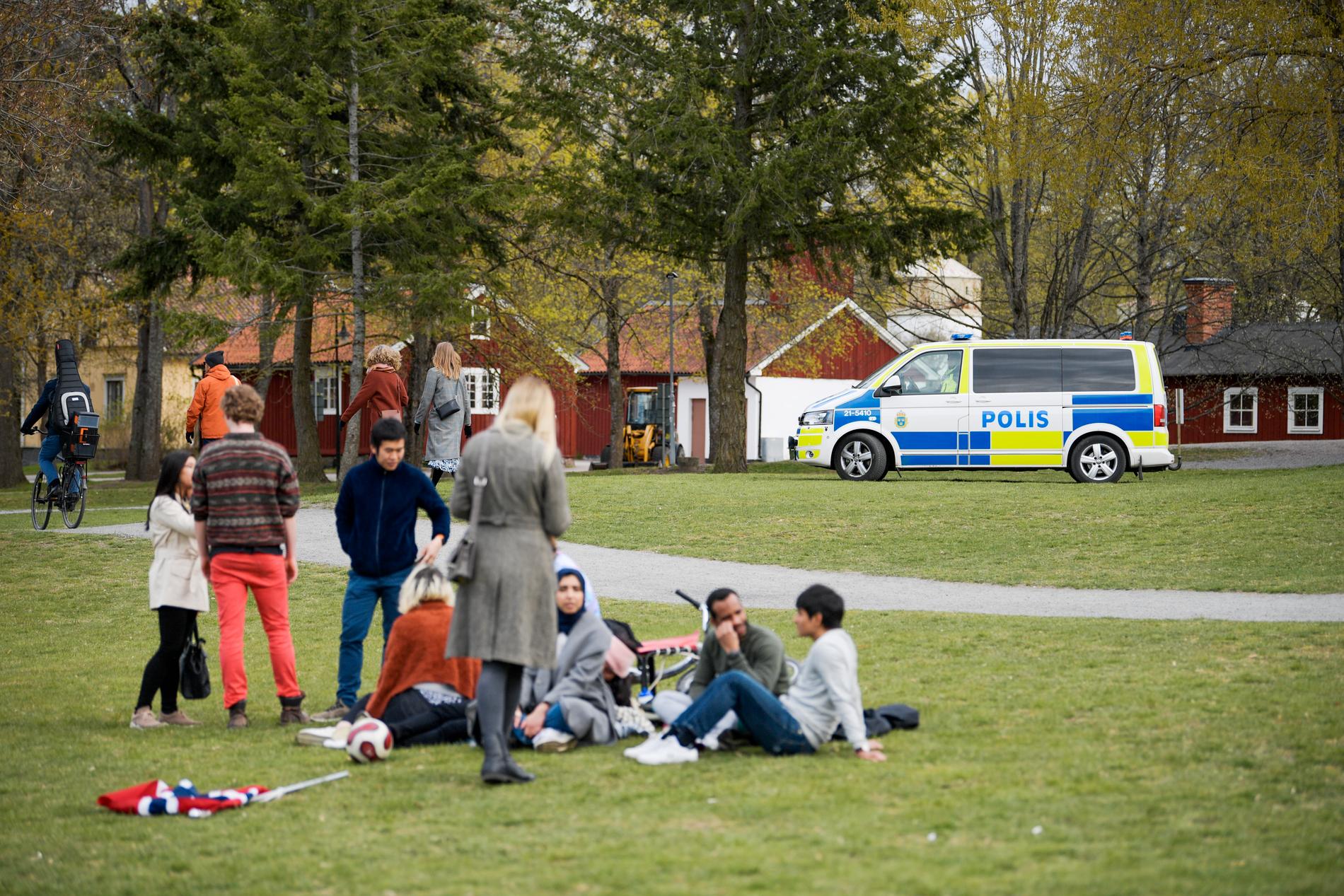 Uppsala har med stöd av pandemilagen beslutat om vistelseförbud i bland annat Ekonomikumparken på valborg. Arkivbild.
