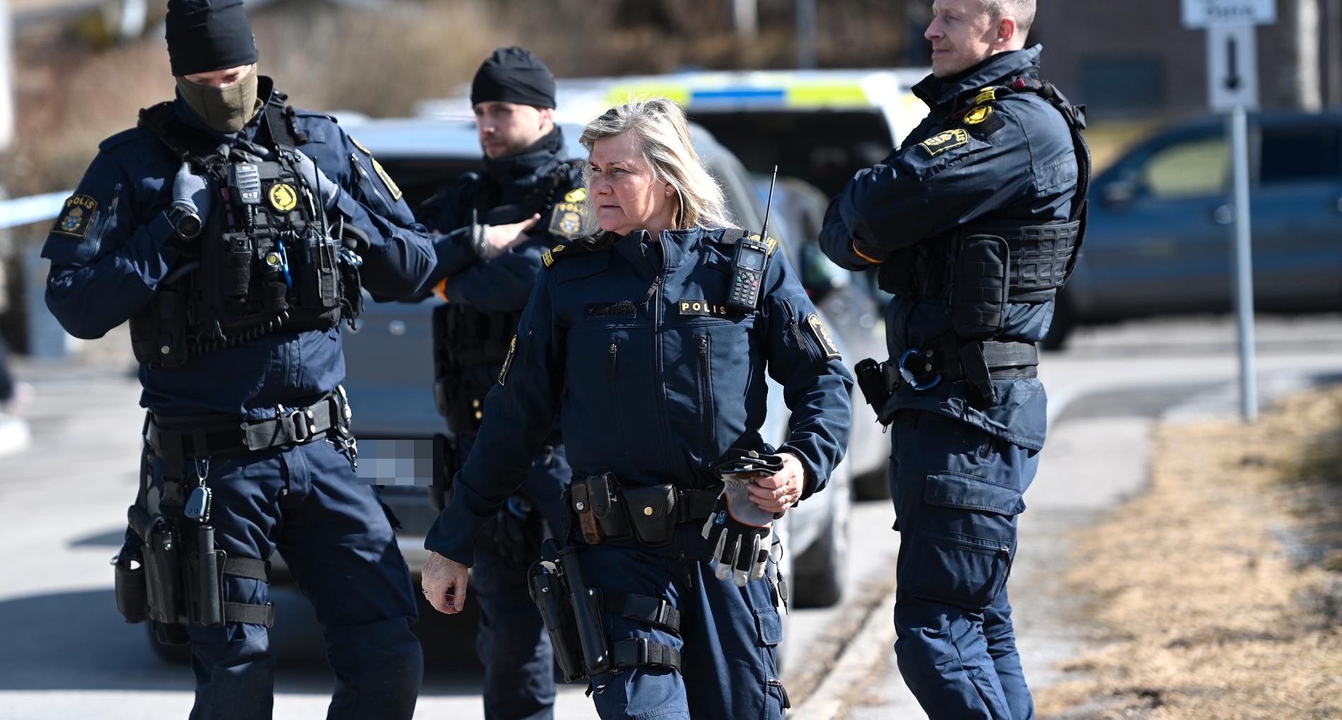 Polis på plats i Södertälje.