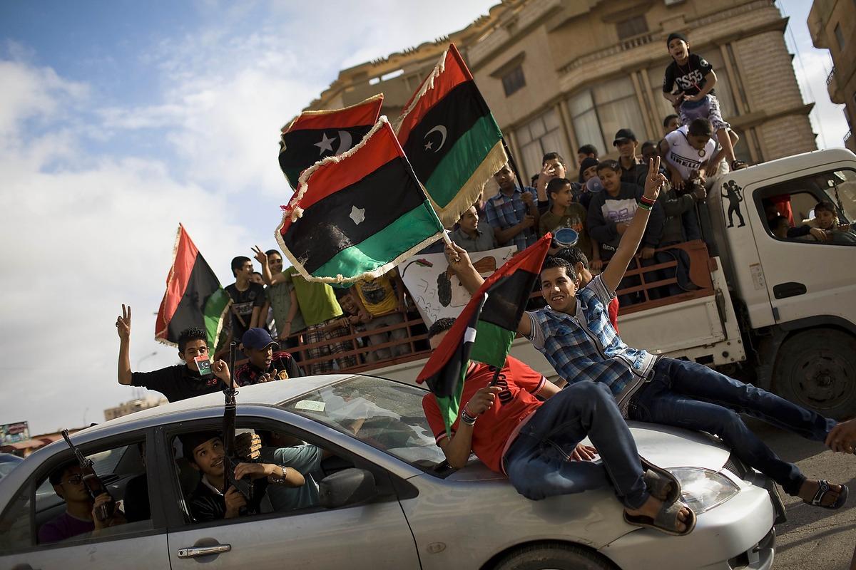 Folket firade i Libyen efter Gaddafis fall. Men det som följde blev något annat än fred och demokrati.