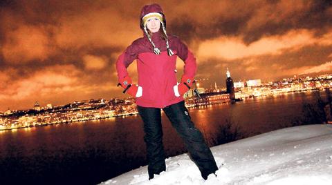 Redo för minusgrader Aftonbladets reporter Lisa Röstlund har fått lära sig vad man ska ha på sig när termometern visar flera minusgrader.