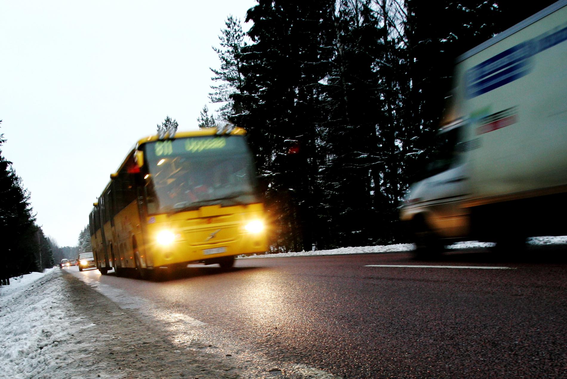När UL skiftade fokus från bussarna till pendeltågen ökade antalet utfärdade böter.