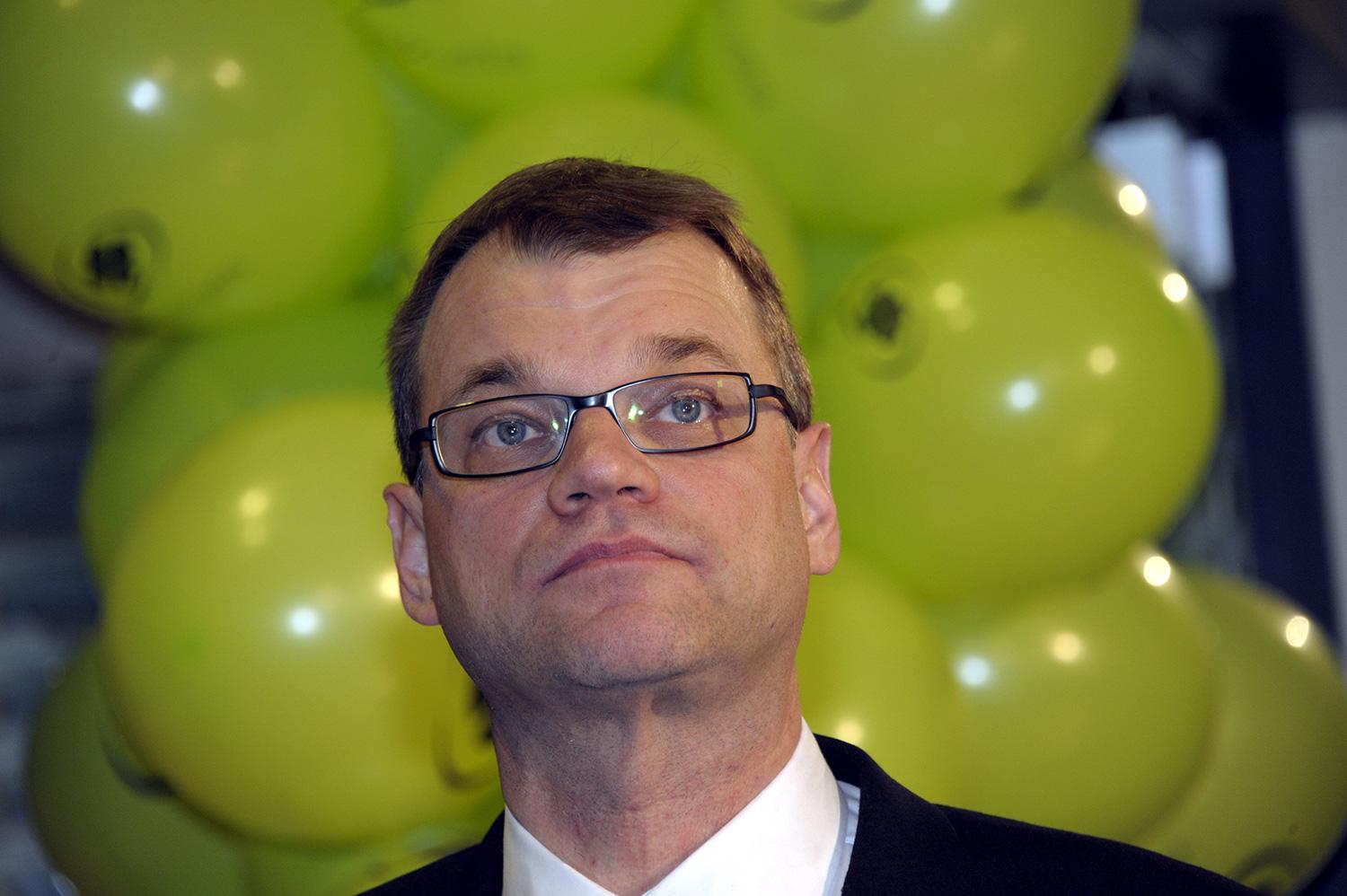 Finlands statsminister Juha Sipilä upplåter sitt hus åt flyktingar.